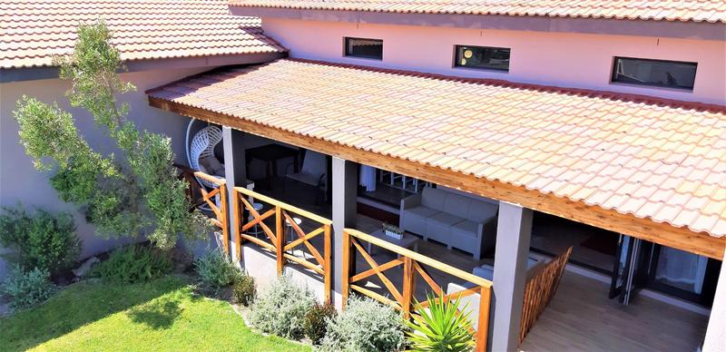 4 Bedroom Property for Sale in Myburgh Park Western Cape